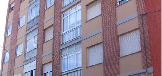 Piso en venta en Fernando G Regueral-a, Armunia