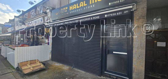 Property to rent in Belgrave Road, Cranbrook, Ilford IG1