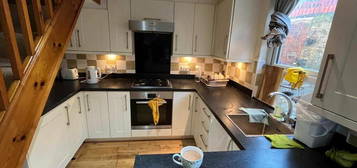 2 bedroom semi-detached house