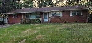 5955 Spruce Ave, Forest Park, GA 30297