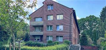 Kapitalanlage  *  3-Zimmer-Wohnung mit Balkon & Tiefgaragenplatz (zzgl. Kosten) in Rahlstedt