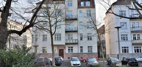 Freundliche und modernisierte 2-Raum-Hochparterre-Wohnung mit EBK in Leipzig-Gohlis