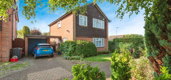 Detached house for sale in Hardwick Close, Stevenage SG2