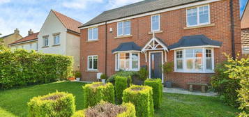 6 bedroom detached house for sale