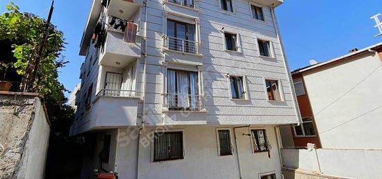 OKULLLARA MARKETLERE DURAĞA ÇOK YAKIN ARAKAT 2+1 FERAH DAİRE