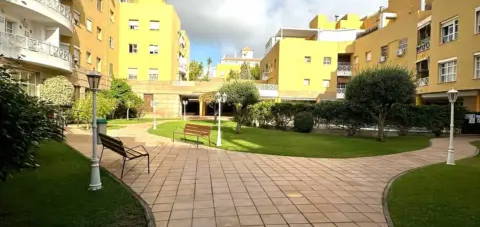 Piso en Pinar Alto-Crevillet-Menesteo