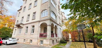 ALTBAU! SCHÖNE 3-RAUM WOHNUNG ZUM SOFORTIGEN BEZUG