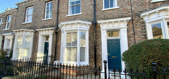 3 bedroom terraced house