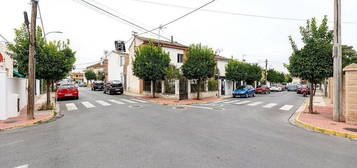 Casa en calle Mulhacén en Peligros