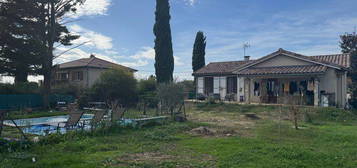 Pavillon avec sous-sol 4chambres et piscine