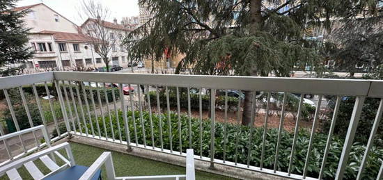 Bel appartement F3 ,50,44m²,balcon,tréfilerie,place de parking