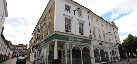 Flat to rent in Fore Street, Hertford SG14