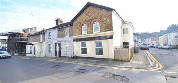 Flat to rent in Coombe Valley Road, Dover CT17