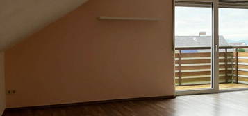 Helle 1Zimmer DG-Wohnung mit Balkon