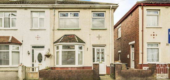 2 bed end terrace house for sale