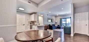 1074 Peachtree Walk NE Unit B502, Atlanta, GA 30309