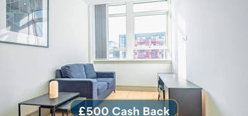 Flat to rent in Ashley Road, London N17