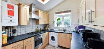 Terraced house to rent in Exchange Road, West Bridgford, Nottingham NG2