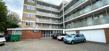 Flat to rent in Quarry House, St. Leonards-On-Sea TN38