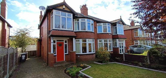 3 bedroom semi-detached house