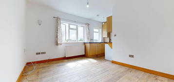 2 bed flat to rent