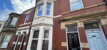 Terraced house to rent in Buston Terrace, Jesmond, Newcastle Upon Tyne NE2