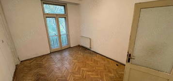 Copou - CFR - Apartament 2 camere, decomandat, 60 mp, 2 3, bl. rusesti