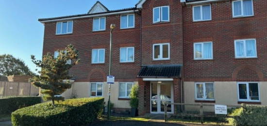 Flat to rent in Saxby Court, Barnham PO22