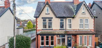 5 bed semi-detached house for sale