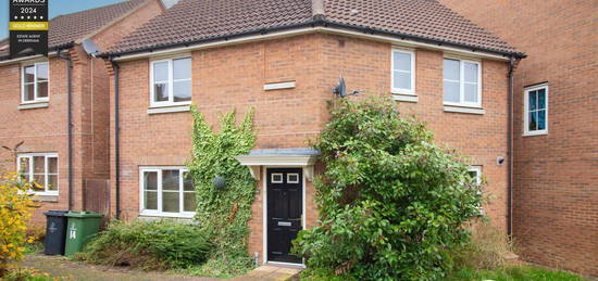 Detached house to rent in Jentique Close, Dereham NR19