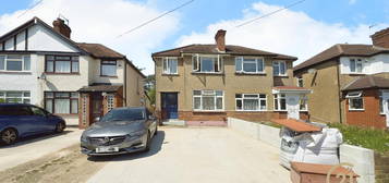 3 bed semi-detached house for sale