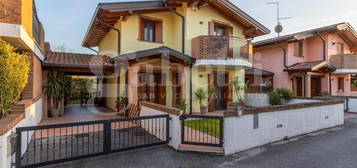 Villa a schiera Valvasone Arzene [533VRG]