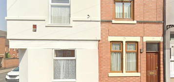 Terraced house to rent in Dale Street, Leicester LE2