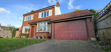 Property to rent in Beechwood Road, High Wycombe HP12