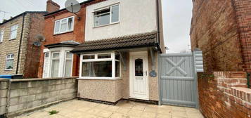 3 bedroom semi-detached house