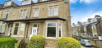 Room to rent in Park Grove, Saltaire, Shipley BD18