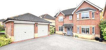 5 bedroom detached house for sale