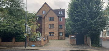 2 bed flat to rent