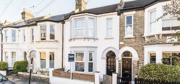 Property for sale in Eccles Road, London SW11