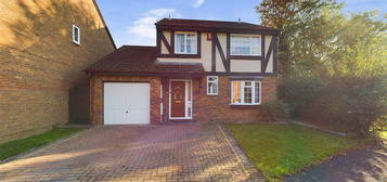 4 bed detached house for sale