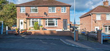 5 Lyndhurst Grove, Belfast, BT13 3PE