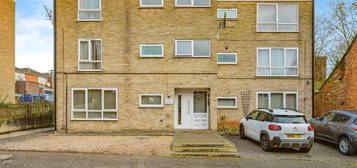 Flat for sale in Limes Avenue, Mickleover, Derby DE3