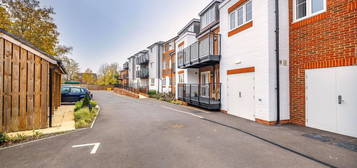 Flat for sale in Commercial Road, Paddock Wood, Tonbridge TN12