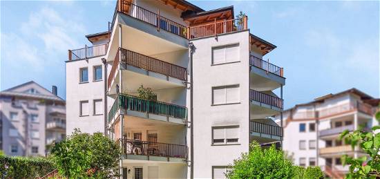 Freie 3-Zimmer-Eigentumswohnung mit Balkon, Garage und herrlichem Blick in den Wald in Oberfürberg