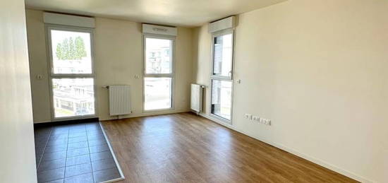 Location appartement 4 pièces 80 m²