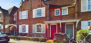 4 bedroom terraced house to rent