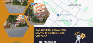 Garsonieră 16,5 M² zona Lenin etaj 2/4