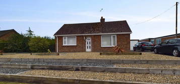 2 bed detached bungalow for sale