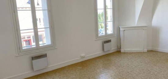 Appartement  à louer, 2 pièces, 1 chambre, 62 m²