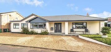 5 bed bungalow for sale